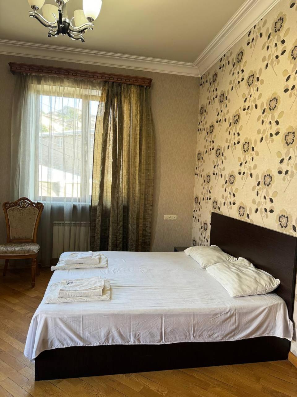 Centre Hotel-Hostel Erévan Extérieur photo